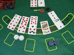 Perbandingan navigasi jelas spinwin77 dengan tampilan rumit